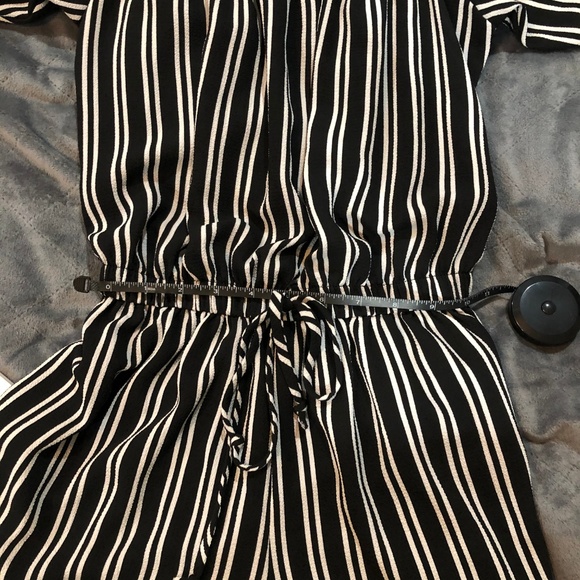 Off Shoulder Striped Romper - Picture 5 of 6